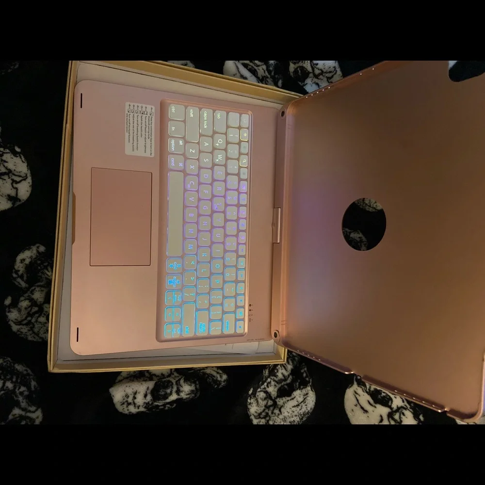 iPad Pro 12 in case with keyboard and swivel screen